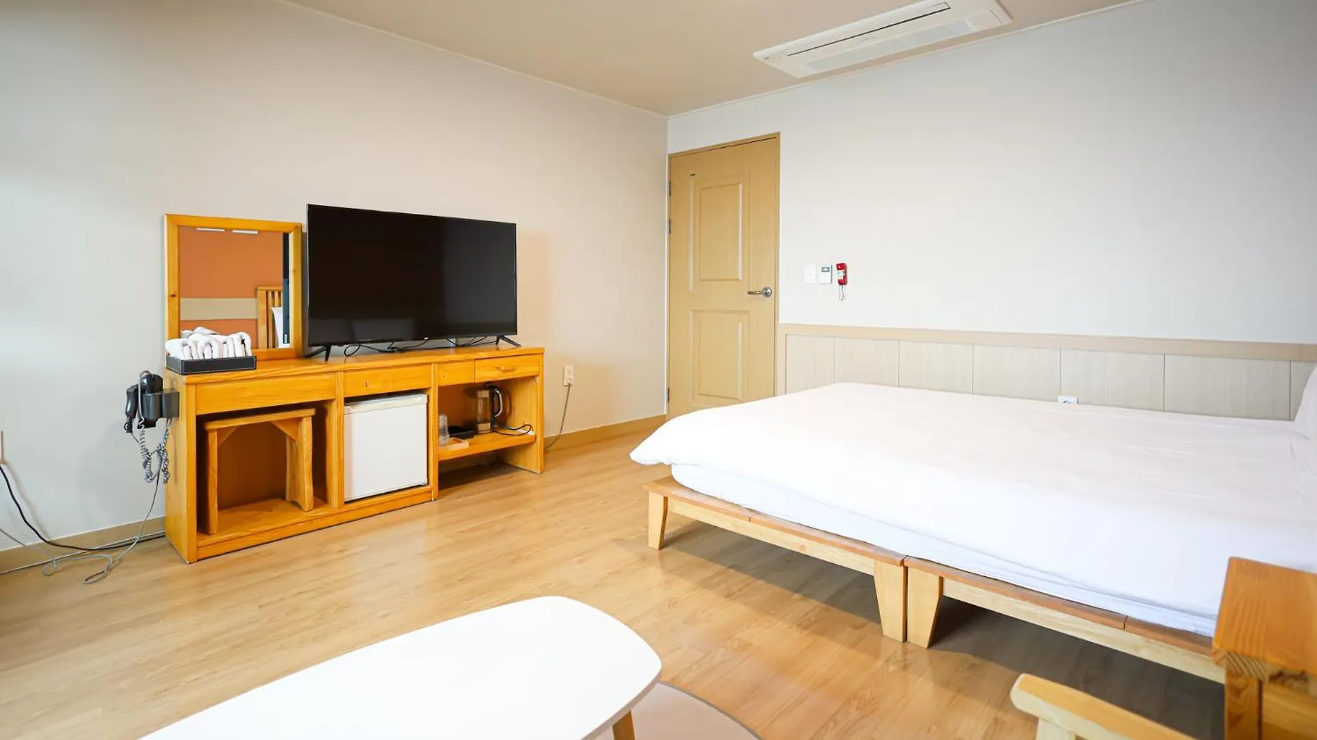 Fantastic Ocean View Sydney Hotel Jeju