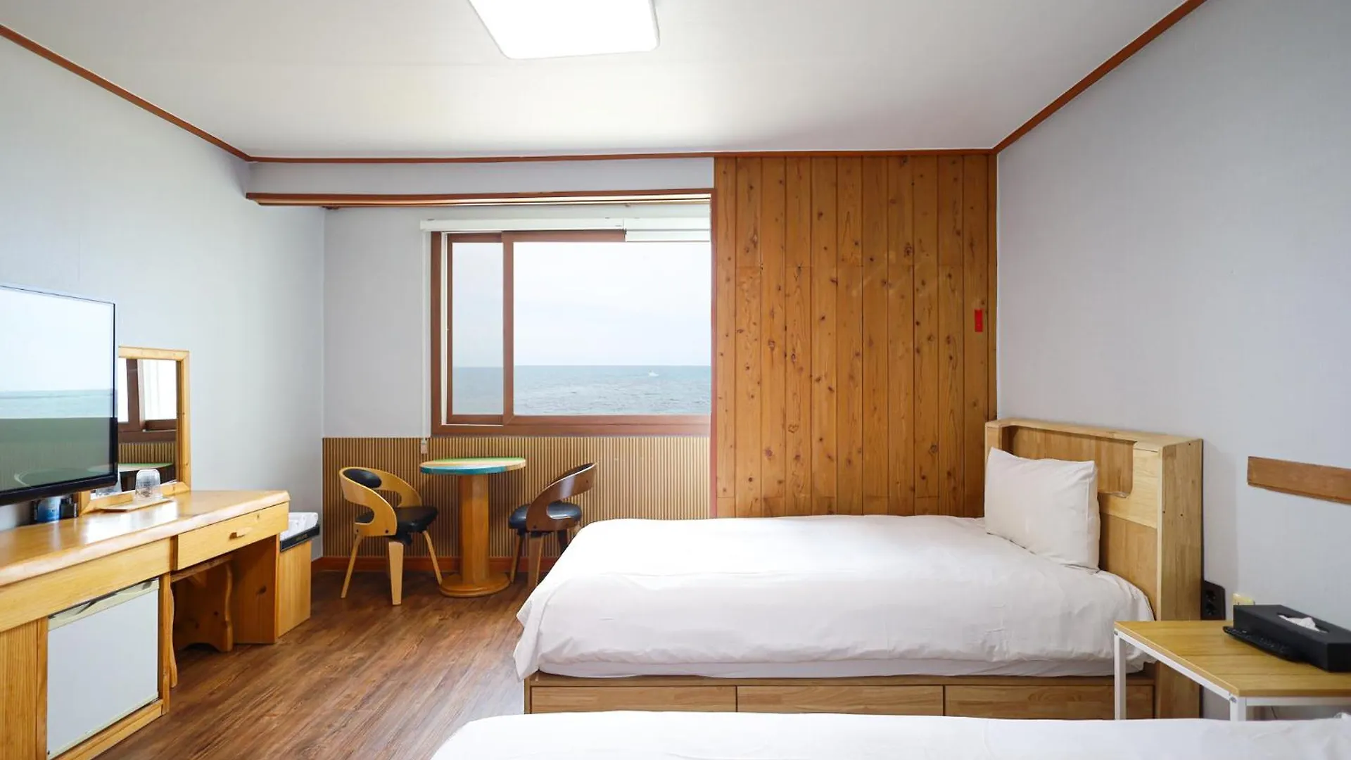 Fantastic Ocean View Sydney Hotel Jeju