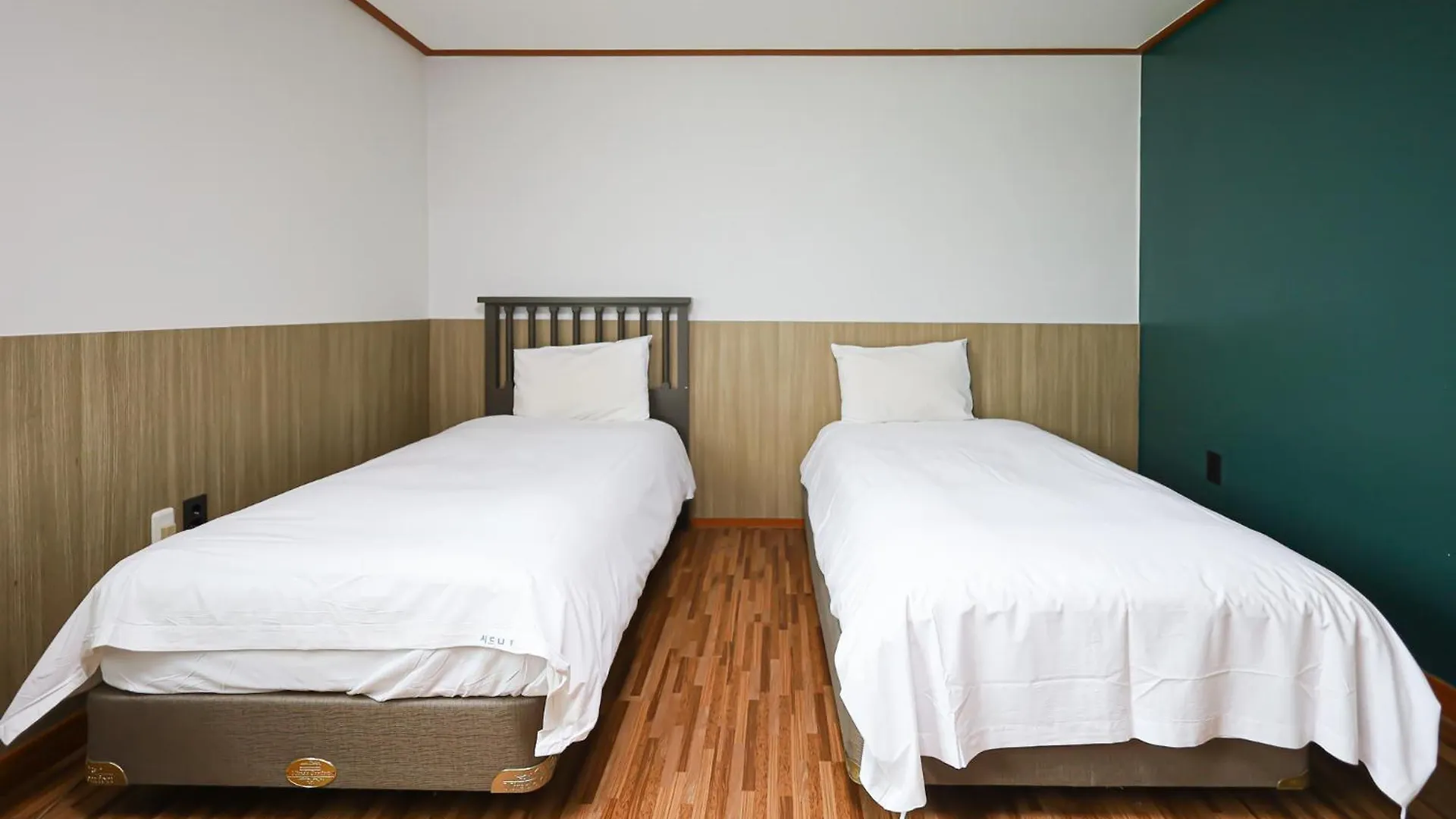 Fantastic Ocean View Sydney Hotel Jeju