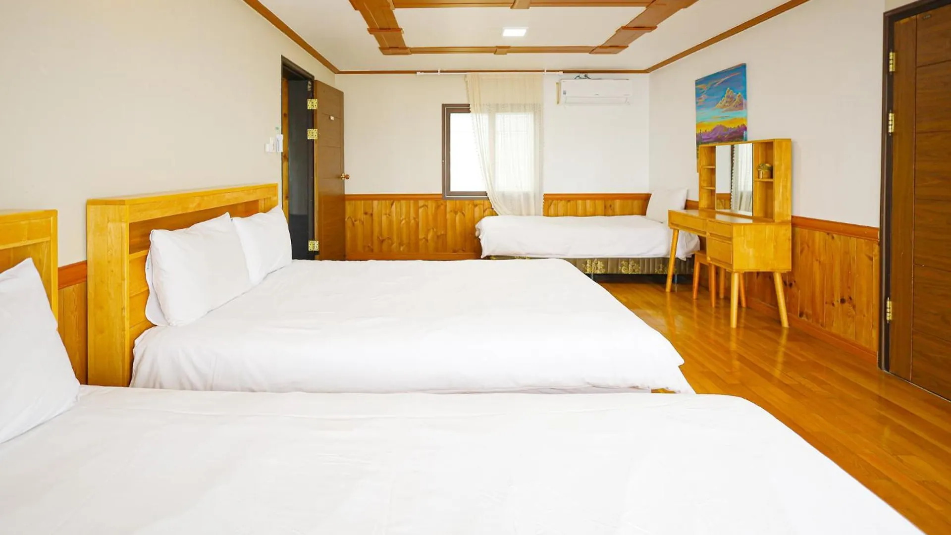 Fantastic Ocean View Sydney Hotel Jeju