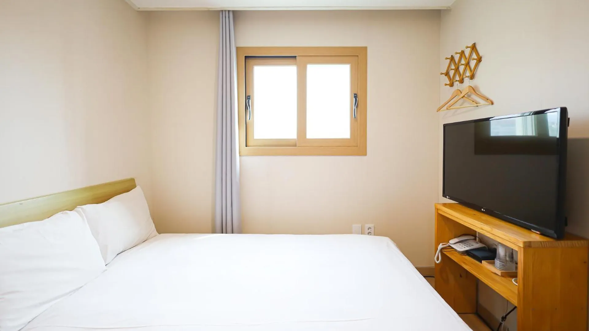 Fantastic Ocean View Sydney Hotel Jeju